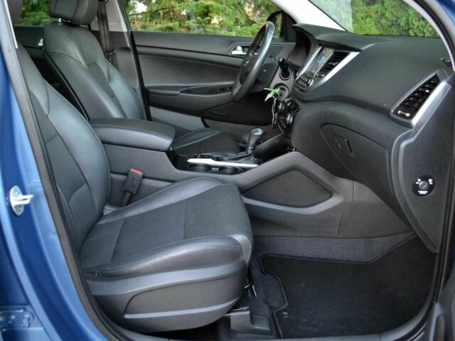 Хендай Туксон 2017 в Киеве на Automoto.ua Синий Хендай Туксон, объемом двигателя 1.6 л и пробегом 96 тыс. км за 9600 $, фото 5 на Automoto.ua