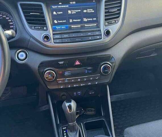 Синій Хендай Туксон, об'ємом двигуна 2 л та пробігом 90 тис. км за 19500 $, фото 2 на Automoto.ua