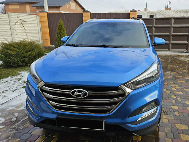 Синий Хендай Туксон, объемом двигателя 2 л и пробегом 150 тыс. км за 17999 $, фото 1 на Automoto.ua