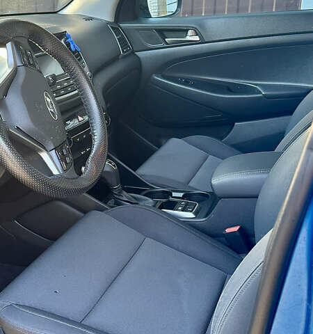 Синій Хендай Туксон, об'ємом двигуна 2 л та пробігом 60 тис. км за 17500 $, фото 18 на Automoto.ua