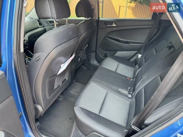 Синій Хендай Туксон, об'ємом двигуна 2 л та пробігом 92 тис. км за 17300 $, фото 10 на Automoto.ua