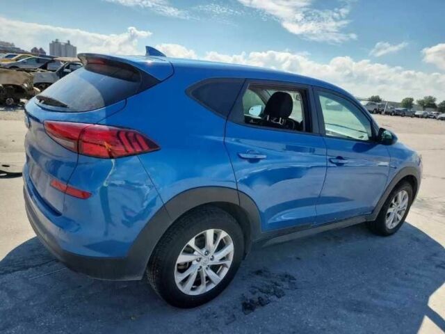 Синий Хендай Туксон, объемом двигателя 1.6 л и пробегом 72 тыс. км за 11000 $, фото 3 на Automoto.ua