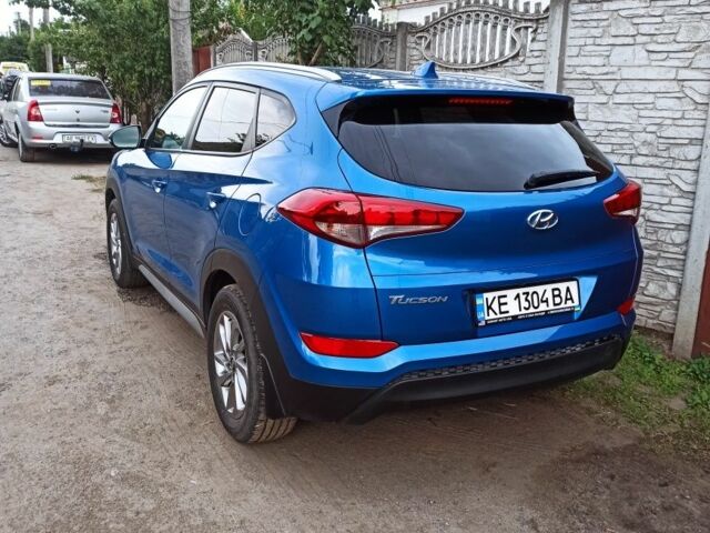 Синий Хендай Туксон, объемом двигателя 2 л и пробегом 99 тыс. км за 17000 $, фото 3 на Automoto.ua