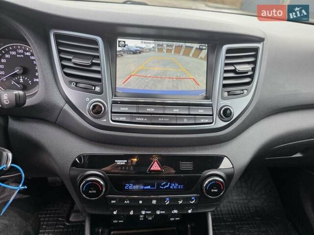 Синий Хендай Туксон, объемом двигателя 1.6 л и пробегом 176 тыс. км за 17800 $, фото 29 на Automoto.ua