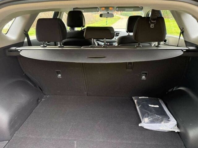 Синій Хендай Туксон, об'ємом двигуна 1.6 л та пробігом 108 тис. км за 10000 $, фото 10 на Automoto.ua