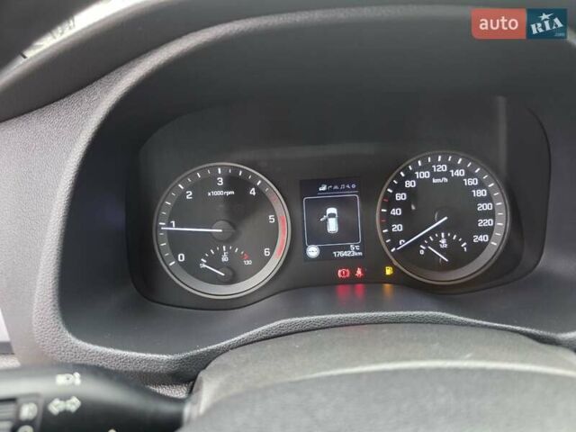 Синий Хендай Туксон, объемом двигателя 1.6 л и пробегом 176 тыс. км за 17800 $, фото 28 на Automoto.ua