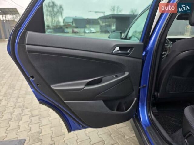 Синий Хендай Туксон, объемом двигателя 1.6 л и пробегом 176 тыс. км за 17800 $, фото 37 на Automoto.ua