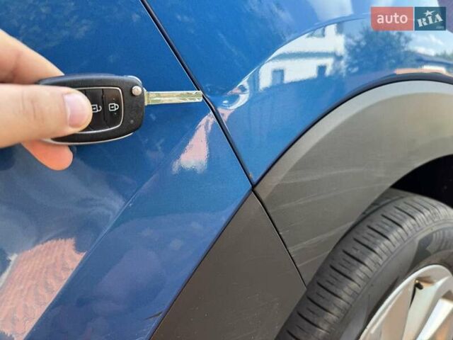 Синій Хендай Туксон, об'ємом двигуна 2 л та пробігом 92 тис. км за 17300 $, фото 28 на Automoto.ua