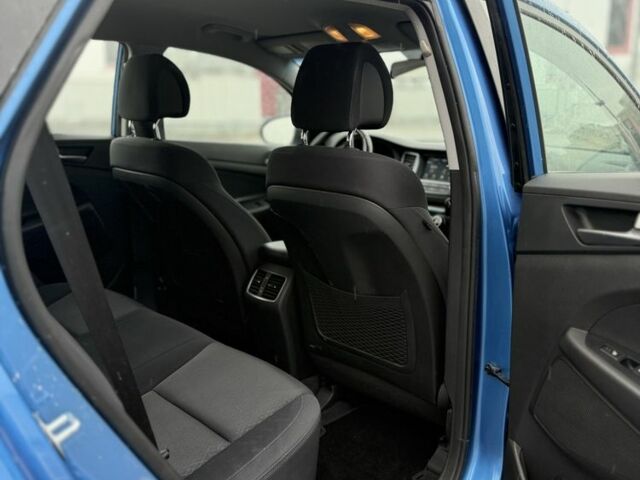 Синий Хендай Туксон, объемом двигателя 2 л и пробегом 58 тыс. км за 17200 $, фото 8 на Automoto.ua