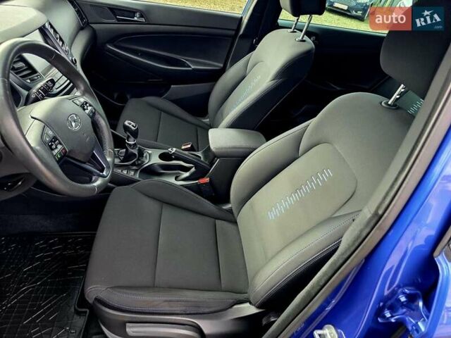 Хендай Туксон 2018 в Калуше на Automoto.ua Синий Хендай Туксон, объемом двигателя 1.59 л и пробегом 176 тыс. км за 18500 $, фото 28 на Automoto.ua