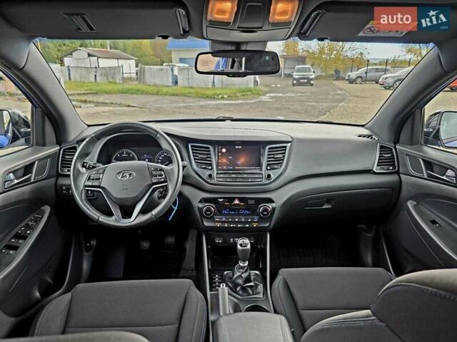 Хендай Туксон 2018 в Калуше на Automoto.ua Синий Хендай Туксон, объемом двигателя 1.59 л и пробегом 176 тыс. км за 18500 $, фото 51 на Automoto.ua