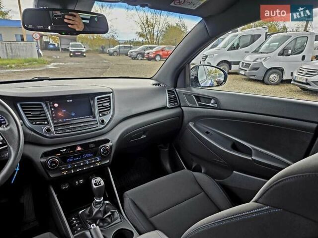 Хендай Туксон 2018 в Калуше на Automoto.ua Синий Хендай Туксон, объемом двигателя 1.59 л и пробегом 176 тыс. км за 18500 $, фото 41 на Automoto.ua