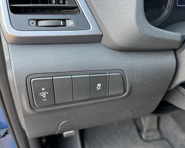 Синій Хендай Туксон, об'ємом двигуна 2 л та пробігом 92 тис. км за 17300 $, фото 14 на Automoto.ua