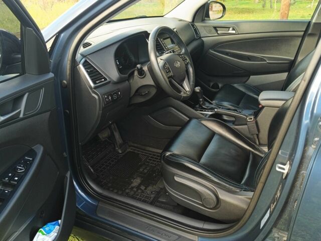 Хендай Туксон 2018 в Кривом Роге на Automoto.ua Синий Хендай Туксон, объемом двигателя 2 л и пробегом 82 тыс. км за 17700 $, фото 12 на Automoto.ua