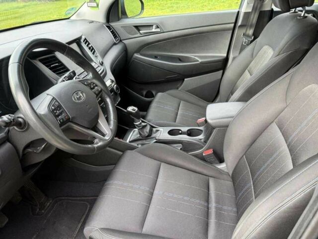 Синій Хендай Туксон, об'ємом двигуна 1.6 л та пробігом 108 тис. км за 10000 $, фото 6 на Automoto.ua