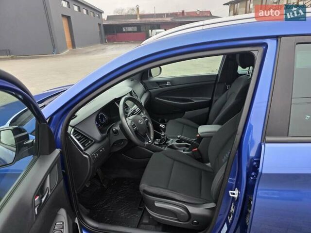 Синий Хендай Туксон, объемом двигателя 1.6 л и пробегом 176 тыс. км за 17800 $, фото 24 на Automoto.ua