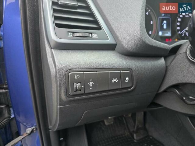 Синий Хендай Туксон, объемом двигателя 1.6 л и пробегом 176 тыс. км за 17800 $, фото 27 на Automoto.ua