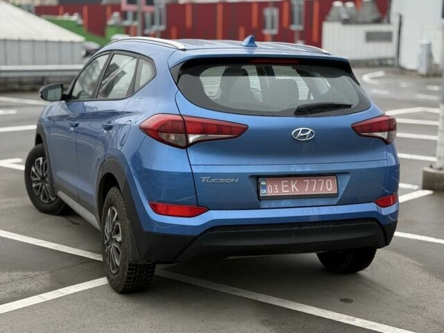 Синий Хендай Туксон, объемом двигателя 2 л и пробегом 58 тыс. км за 17200 $, фото 2 на Automoto.ua