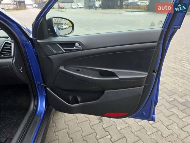 Синий Хендай Туксон, объемом двигателя 1.6 л и пробегом 176 тыс. км за 17800 $, фото 40 на Automoto.ua