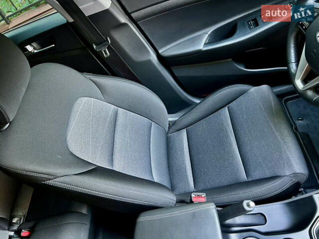 Хендай Туксон 2019 у Києві на Automoto.ua Синій Хендай Туксон, об'ємом двигуна 2 л та пробігом 55 тис. км за 20900 $, фото 129 на Automoto.ua