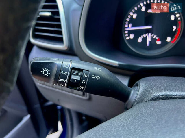 Хендай Туксон 2019 у Києві на Automoto.ua Синій Хендай Туксон, об'ємом двигуна 2 л та пробігом 55 тис. км за 20900 $, фото 115 на Automoto.ua