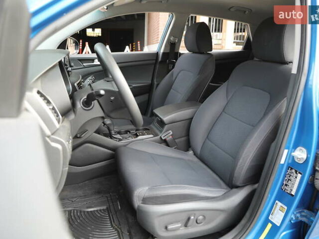 Синій Хендай Туксон, об'ємом двигуна 2.4 л та пробігом 109 тис. км за 17000 $, фото 7 на Automoto.ua