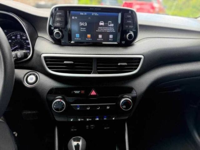 Синий Хендай Туксон, объемом двигателя 2 л и пробегом 99 тыс. км за 5500 $, фото 9 на Automoto.ua