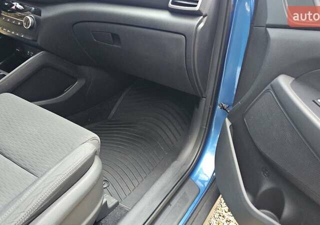 Хендай Туксон 2019 в Черновцах на Automoto.ua Синий Хендай Туксон, объемом двигателя 2 л и пробегом 46 тыс. км за 18500 $, фото 18 на Automoto.ua