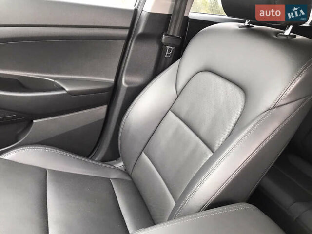 Синий Хендай Туксон, объемом двигателя 2 л и пробегом 145 тыс. км за 21600 $, фото 39 на Automoto.ua