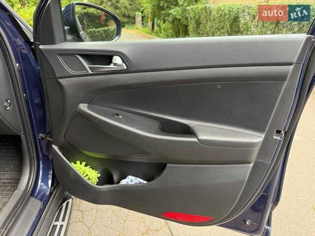 Синий Хендай Туксон, объемом двигателя 2 л и пробегом 48 тыс. км за 22790 $, фото 21 на Automoto.ua