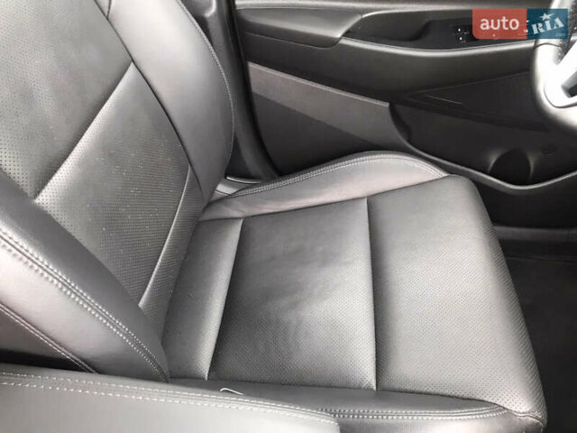 Синий Хендай Туксон, объемом двигателя 2 л и пробегом 145 тыс. км за 21600 $, фото 59 на Automoto.ua