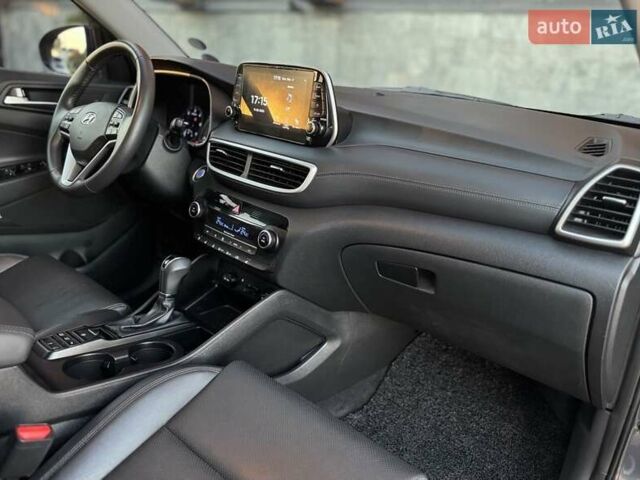 Синий Хендай Туксон, объемом двигателя 2 л и пробегом 136 тыс. км за 23200 $, фото 31 на Automoto.ua