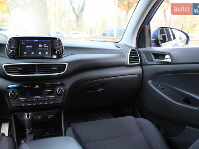 Синій Хендай Туксон, об'ємом двигуна 2.4 л та пробігом 109 тис. км за 17000 $, фото 13 на Automoto.ua