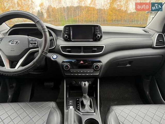 Синий Хендай Туксон, объемом двигателя 2 л и пробегом 43 тыс. км за 24000 $, фото 19 на Automoto.ua