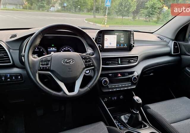 Синий Хендай Туксон, объемом двигателя 1.6 л и пробегом 181 тыс. км за 21000 $, фото 13 на Automoto.ua