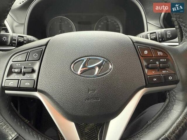 Синий Хендай Туксон, объемом двигателя 2 л и пробегом 43 тыс. км за 24000 $, фото 17 на Automoto.ua