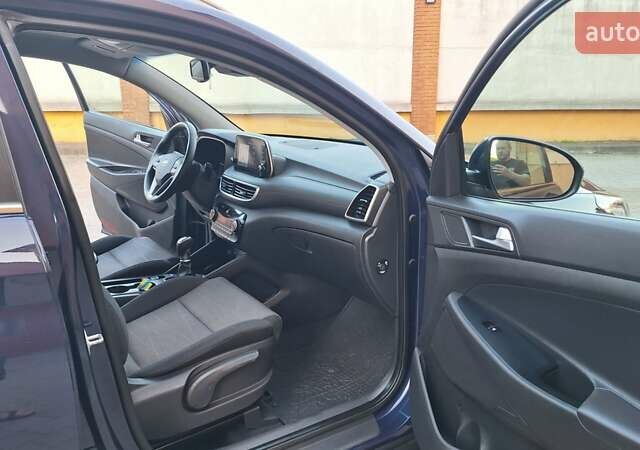 Синий Хендай Туксон, объемом двигателя 1.6 л и пробегом 181 тыс. км за 20400 $, фото 40 на Automoto.ua