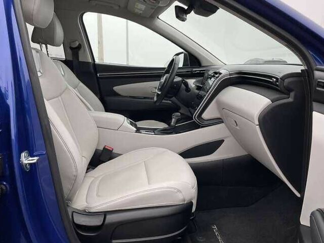 Синий Хендай Туксон, объемом двигателя 2.5 л и пробегом 35 тыс. км за 19600 $, фото 16 на Automoto.ua