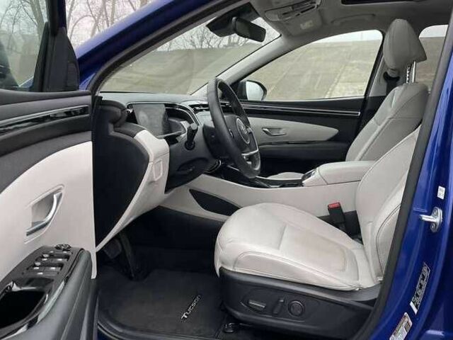 Синий Хендай Туксон, объемом двигателя 2.5 л и пробегом 35 тыс. км за 19600 $, фото 4 на Automoto.ua