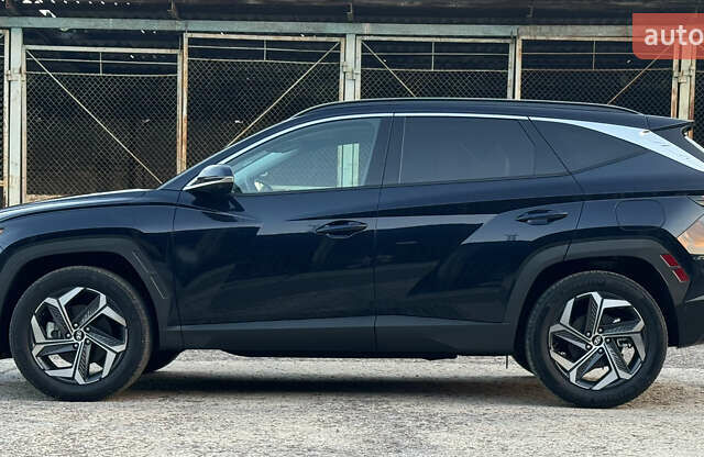 Синий Хендай Туксон, объемом двигателя 1.6 л и пробегом 16 тыс. км за 38000 $, фото 5 на Automoto.ua