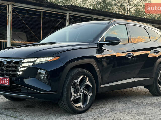 Синий Хендай Туксон, объемом двигателя 1.6 л и пробегом 16 тыс. км за 38000 $, фото 3 на Automoto.ua