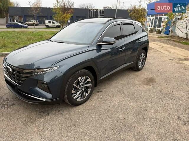 Синий Хендай Туксон, объемом двигателя 2 л и пробегом 21 тыс. км за 30500 $, фото 3 на Automoto.ua