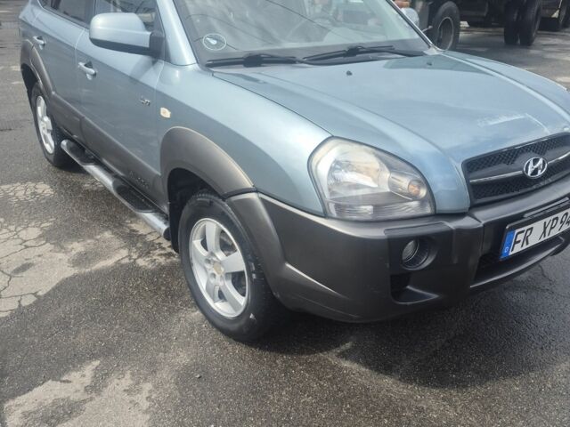 Зеленый Хендай Туксон, объемом двигателя 2 л и пробегом 190 тыс. км за 5000 $, фото 16 на Automoto.ua