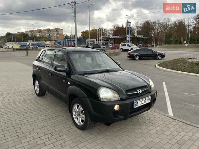 Зелений Хендай Туксон, об'ємом двигуна 2 л та пробігом 241 тис. км за 6999 $, фото 4 на Automoto.ua
