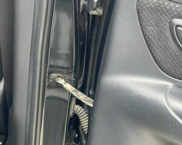 Зеленый Хендай Туксон, объемом двигателя 1.98 л и пробегом 261 тыс. км за 7499 $, фото 70 на Automoto.ua