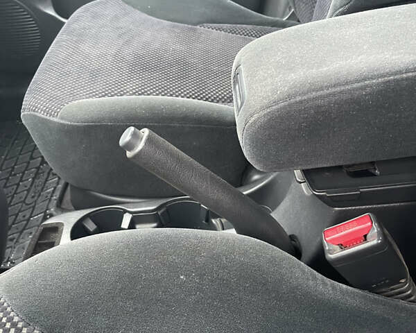 Зеленый Хендай Туксон, объемом двигателя 1.98 л и пробегом 261 тыс. км за 7499 $, фото 111 на Automoto.ua