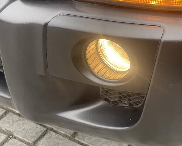 Зеленый Хендай Туксон, объемом двигателя 1.98 л и пробегом 261 тыс. км за 7499 $, фото 56 на Automoto.ua