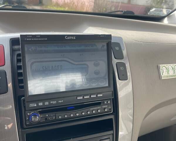 Зеленый Хендай Туксон, объемом двигателя 2 л и пробегом 201 тыс. км за 7600 $, фото 19 на Automoto.ua