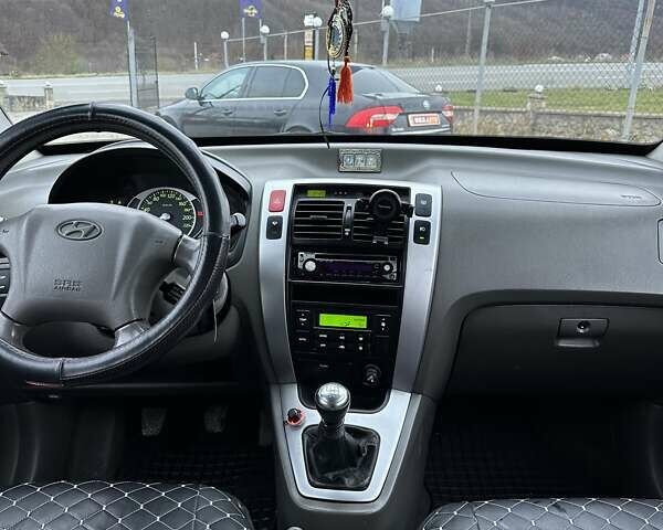 Зеленый Хендай Туксон, объемом двигателя 2 л и пробегом 190 тыс. км за 8450 $, фото 29 на Automoto.ua