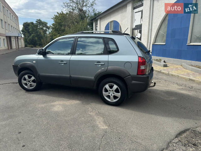 Хендай Туксон 2006 в Николаеве на Automoto.ua Зеленый Хендай Туксон, объемом двигателя 1.98 л и пробегом 234 тыс. км за 7700 $, фото 7 на Automoto.ua